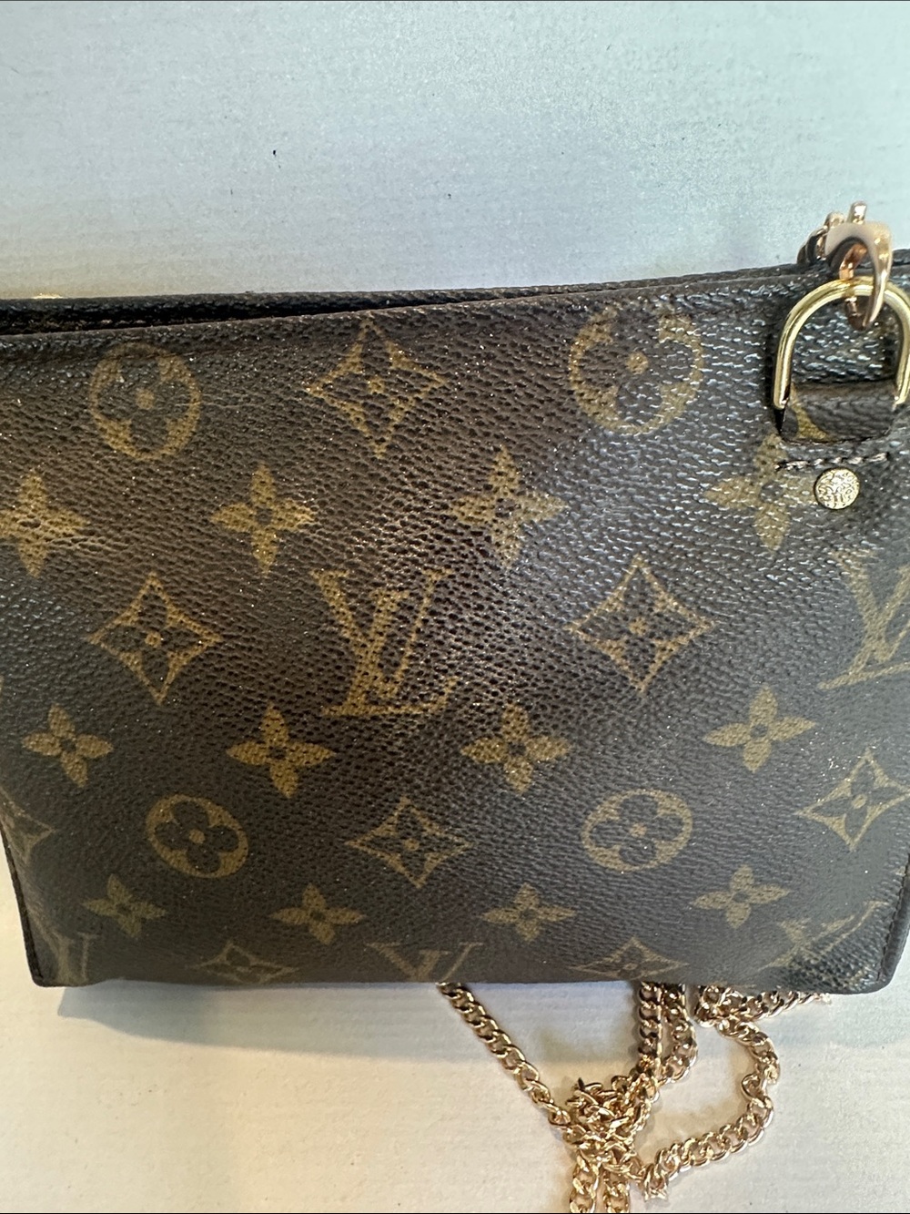 Louis Vuitton Monogram Shoulder , Clutch, Cosmetic Bag
8” x 7” x 2” - Picture 5 of 9